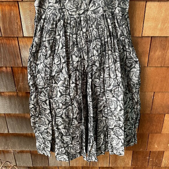 NWT Tracy Reese Silver And Black Rose Print Ballerina Slip Dress in Women's 12 - Picture 6 of 12
